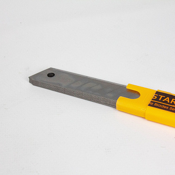 Набор лезвий 10шт Epica 18мм