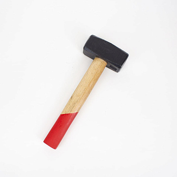 Кувалда 2000г деревянная ручка