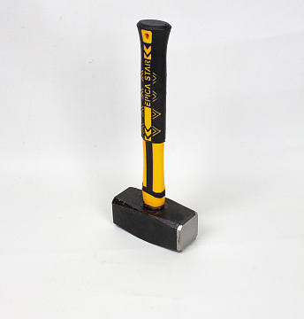 Кувалда Epica 2кг фиберглассовая рукоятка