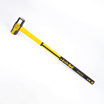 Кувалда c фиберглассовой ручкой Epica 8LB 4кг